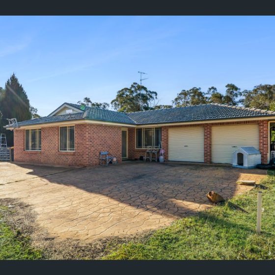 15 Arina Rd BARGO NSW